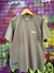 Camiseta Wats Logo Boton Capuchino na internet