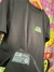 Camiseta Wats Cap Preto na internet