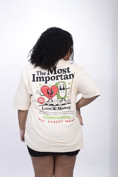 Camiseta Oversized Love & Money - Fio 30.1 - comprar online