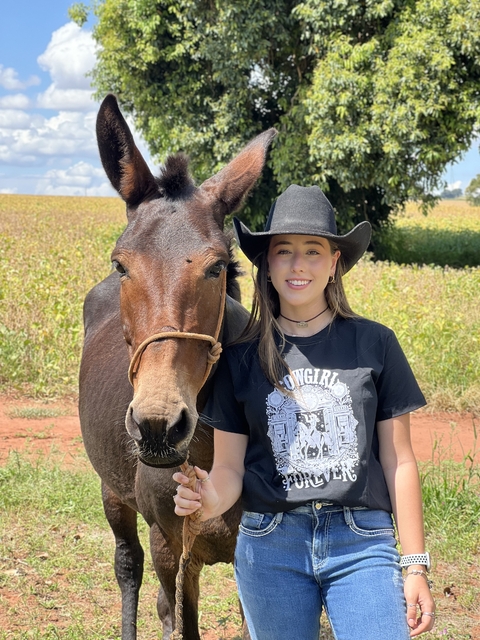 Camiseta Cowgirl Forever