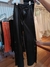 Pantalón engomado con botones en internet