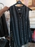 Blusa en V estampada - comprar online