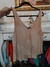 Musculosa beige en internet