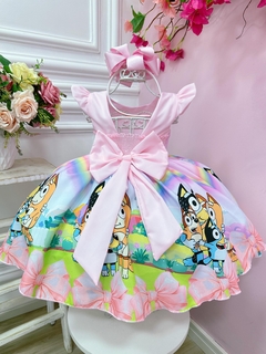 Vestido temático Bluey na internet
