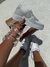 Nike Air Force 1 Cinza com Branco – Estilo e Versatilidade em Cada Passo na internet
