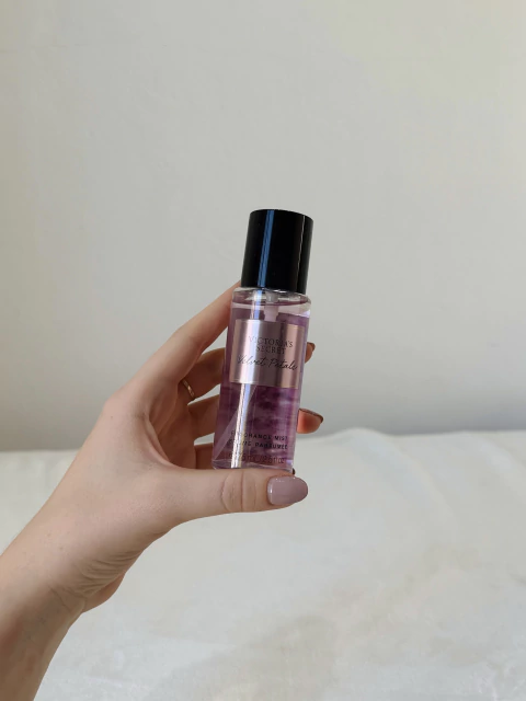 Velvet Petals Body Mist – Victoria’s Secret (75 ml) - comprar online