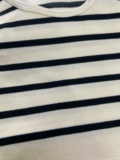 Top Rayas - Angela Boutique