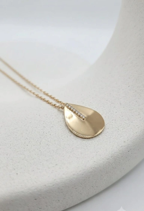 Collar Gota