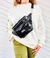 Riñonera charol con correa y cadena - Bow Bags