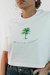 Cropped Off-white estampa entre o verde e o silêncio na internet