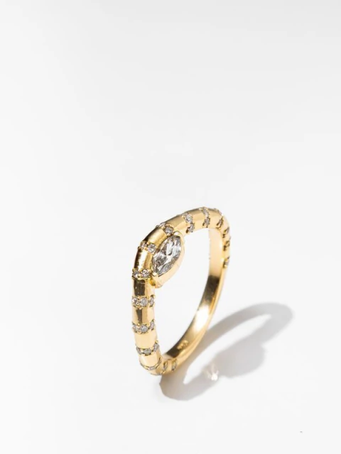 Anel orgânico cravejado navete de diamante