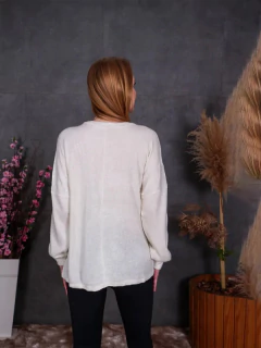BLUSA DE FRIO FEMININA SUÉTER MOLETOM TRICOT COM DETALHES DE BOLINHA - EMISVILLE