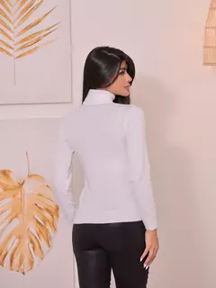 BLUSA FEMININA TRICOT GOLA ALTA - loja online