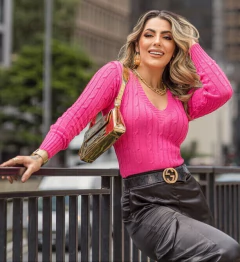 BLUSA TRICOT ROUPAS FEMININA SUÉTER DECOTE V TRANÇA - EMISVILLE