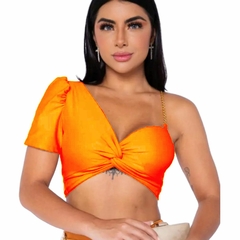 Cropped Feminino Nula Decote V Nó Torcido Uma Manga Curta E Outra Com Alça - EMISVILLE