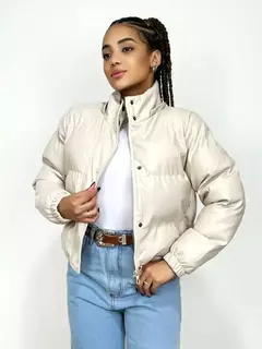 JAQUETA FEMININA PUFFER EM COURINO COM CAPUZ REMOVÍVEL RAYCA REF. 1491 - comprar online
