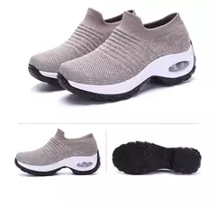Tênis Feminino Estilo Meia em Malha Respirável com Plataforma de Fundo Grosso - Eleve Sua Altura com Conforto e Estilo ao Ar Livre - EMISVILLE