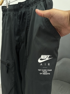 Calça Nike Air Woven - comprar online
