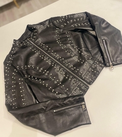 Campera con tachas ♥️ - comprar online