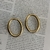 BRINCO OVAL VAZADO DOURADO - comprar online