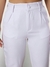 Imagem do Calça Alfaiataria Slim – A Elegância Que Veste o Dia a Dia