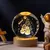 Luminária Bola de Cristal 3D LED com Base de Madeira – Presente Criativo e Decorativo para Quarto