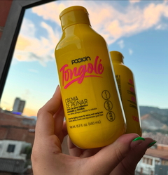 Crema de Peinar Tongolé