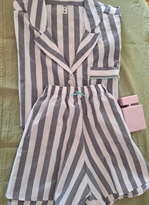 Pijama rayas