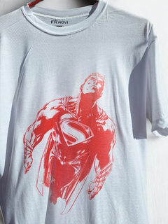 Remera Superman en internet