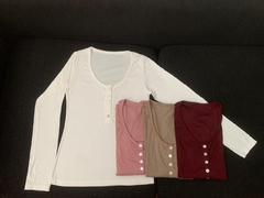 REMERA MORLEY CON BOTONES - tienda online