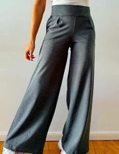 PANTALON PALAZO CON PINZA - TELA DARLON RIB en internet