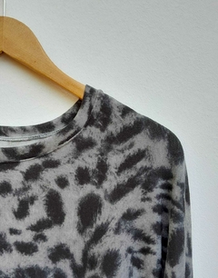SWEATER PRINT GRIS OVERSIDE en internet