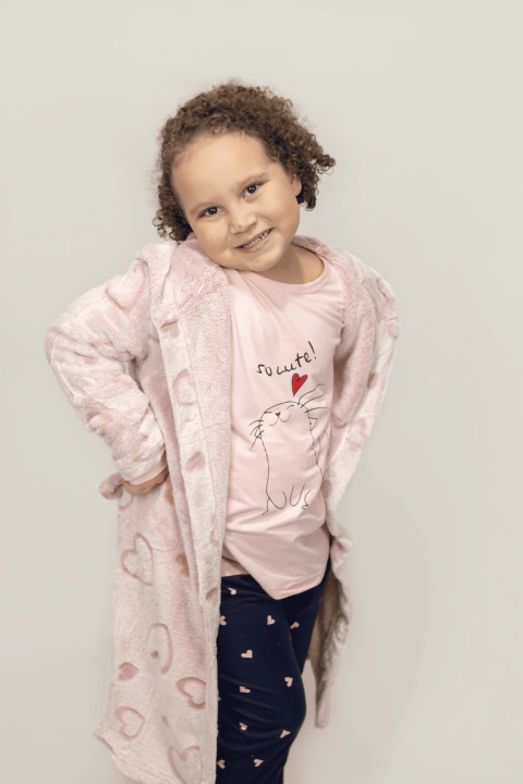 ROBE INFANTIL SOFT CORAÇÕES COM CAPUZ– CINZA E ROSA