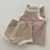 Conjunto de alças sem mangas e shorts (DPINT)
