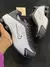 Nike Shox R4 (4 Molas) na internet
