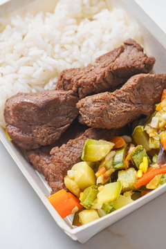 Carne assada, arroz branco e legumes High Protein - loja online