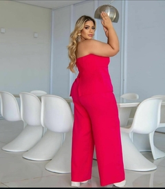CONJUNTO LAURA na internet