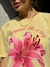 T-SHIRT ESTONADA LÍRIO ROSA (COM APLICAÇÃO) AMARELO - comprar online