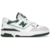  Vista lateral do New Balance 550 Green White, destacando o cabedal em couro liso e perfurado.