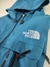 Campera rompeviento The North Face en internet