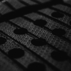Imagem macro do grip TreadLite do deck Filipe Toledo. EVA de alta precisão com textura antiderrapante para máxima aderência.
