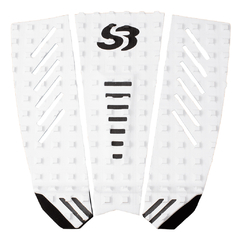 Deck de surf Silverbay WT-X branco com detalhes pretos. Modelo triaxial com alta aderência e tração para manobras mais precisas.