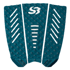 Deck de surf Silverbay WT-X azul petróleo e branco, com superfície texturizada para máxima aderência e controle em ondas potentes.