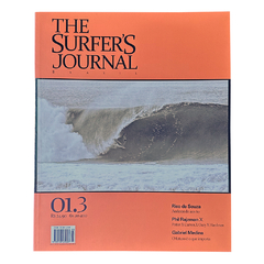Capa da The Surfer’s Journal Brasil 01.3 com surfista entubado em mar pesado. Destaques para Rico de Souza, Phil Rajzman e Gabriel Medina.