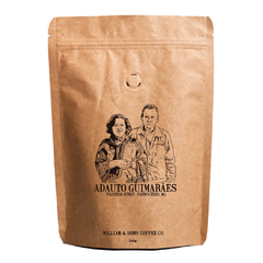 Café especial Adauto Guimarães da Fazenda Atriz, em Patrocínio-MG. Grãos selecionados embalados pela William & Sons Coffee Co. em pacote artesanal de 250g.