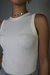 Blusa Bassic Off White na internet