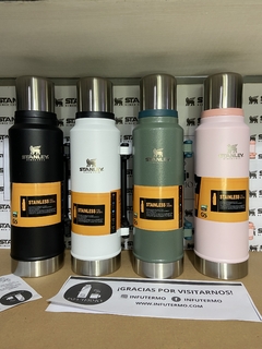 Termo Clásico 1.4L con Pico Vertedor – Resistente y funcional - comprar online
