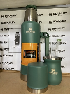 Termo clásico con manija plegable 1.3L + mate + Bombilla