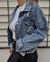 CAMPERA DE JEAN CON TACHAS Y DETALLES DESGASTADOS - comprar online