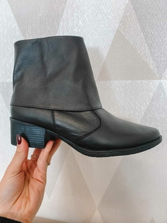 Bota de Couro na internet